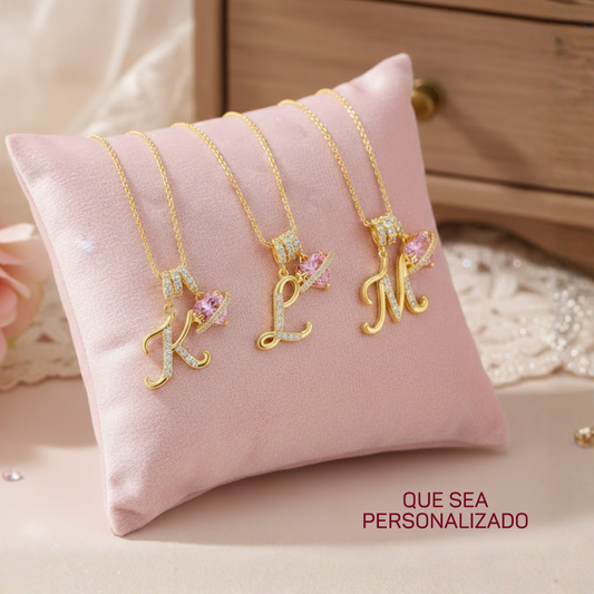 OFERTA SAN VALENTIN | COLLAR CON INICIAL Y CORAZÓN ROSA